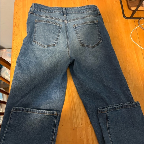 Size 10 womens BCBGeneration Skater Straight Blue Jeans - Picture 4 of 4